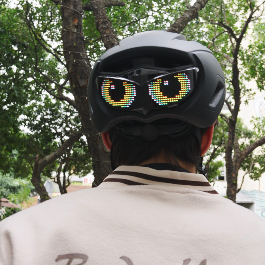 1Set Smart LED Helmet Display  - Bicycle Helmet 评论和价格